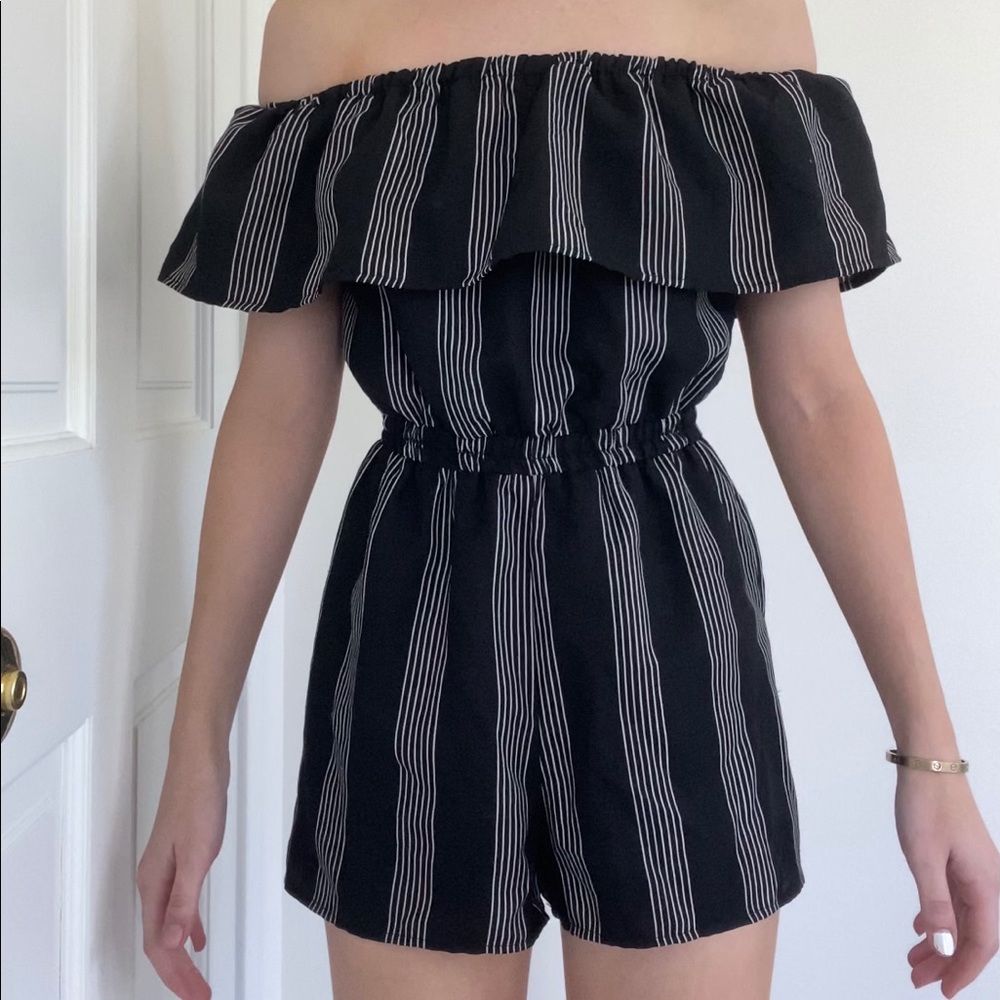 Urban Outfitters lucca black & white romper